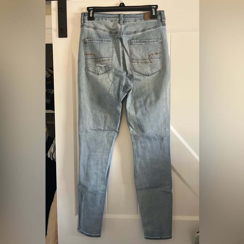 AE Curvy Super Hi-Rise Ripped Jegging - Picture 2 of 5